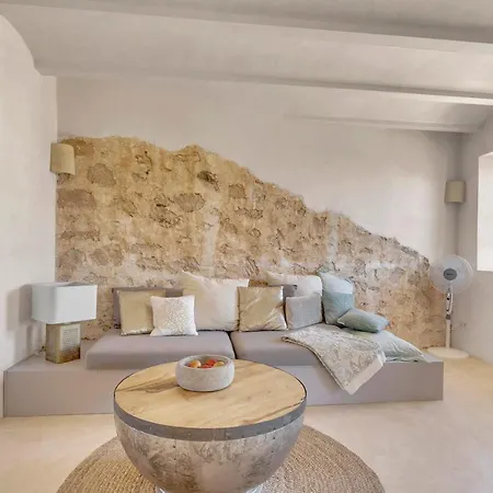 Charmantes Und Modernes Stadthaus Casa Corazon סנטני